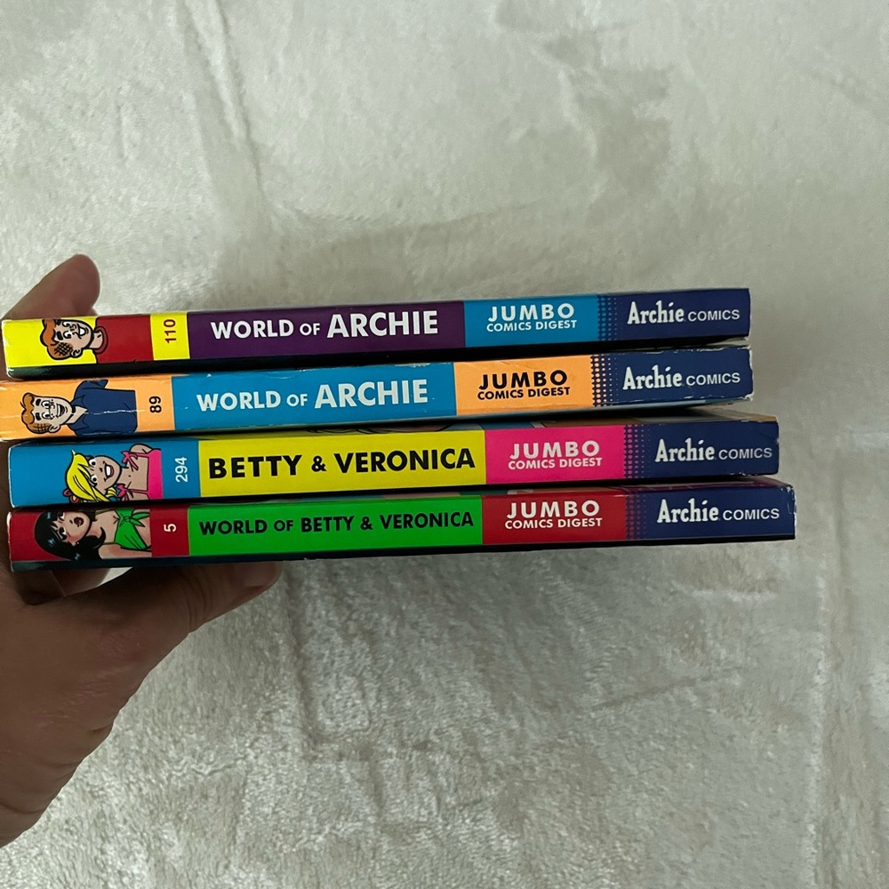 Jumbo Comic Set - Picture 2 of 3